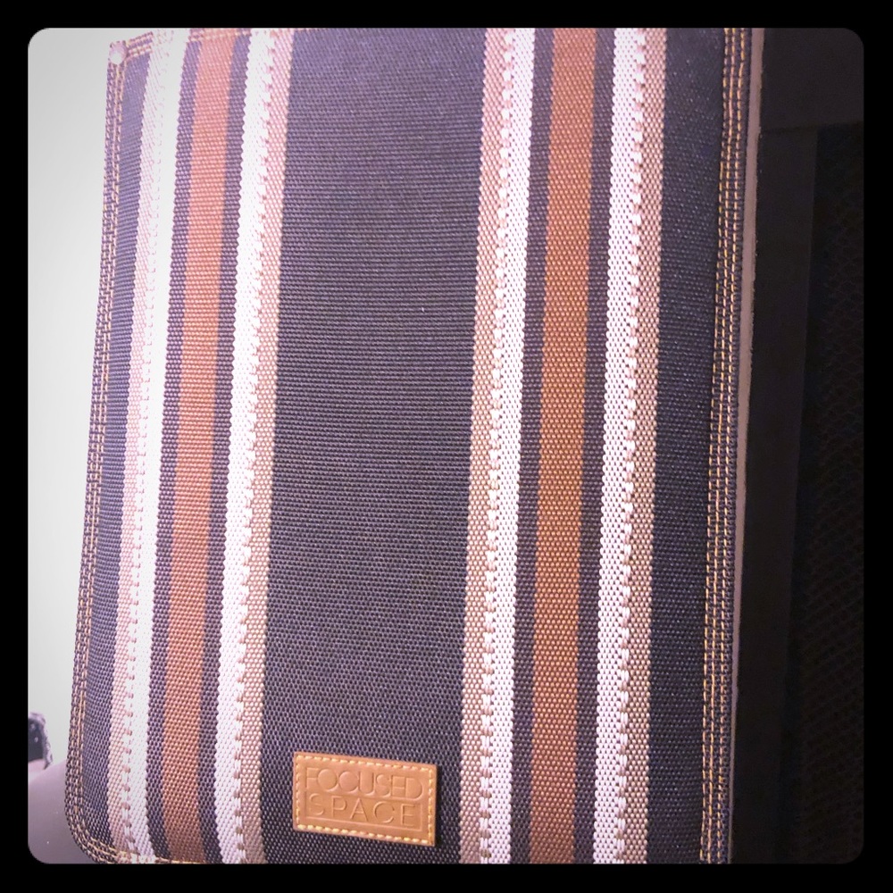 Laptop Sleeve Pocket Brown Beige Focused Space